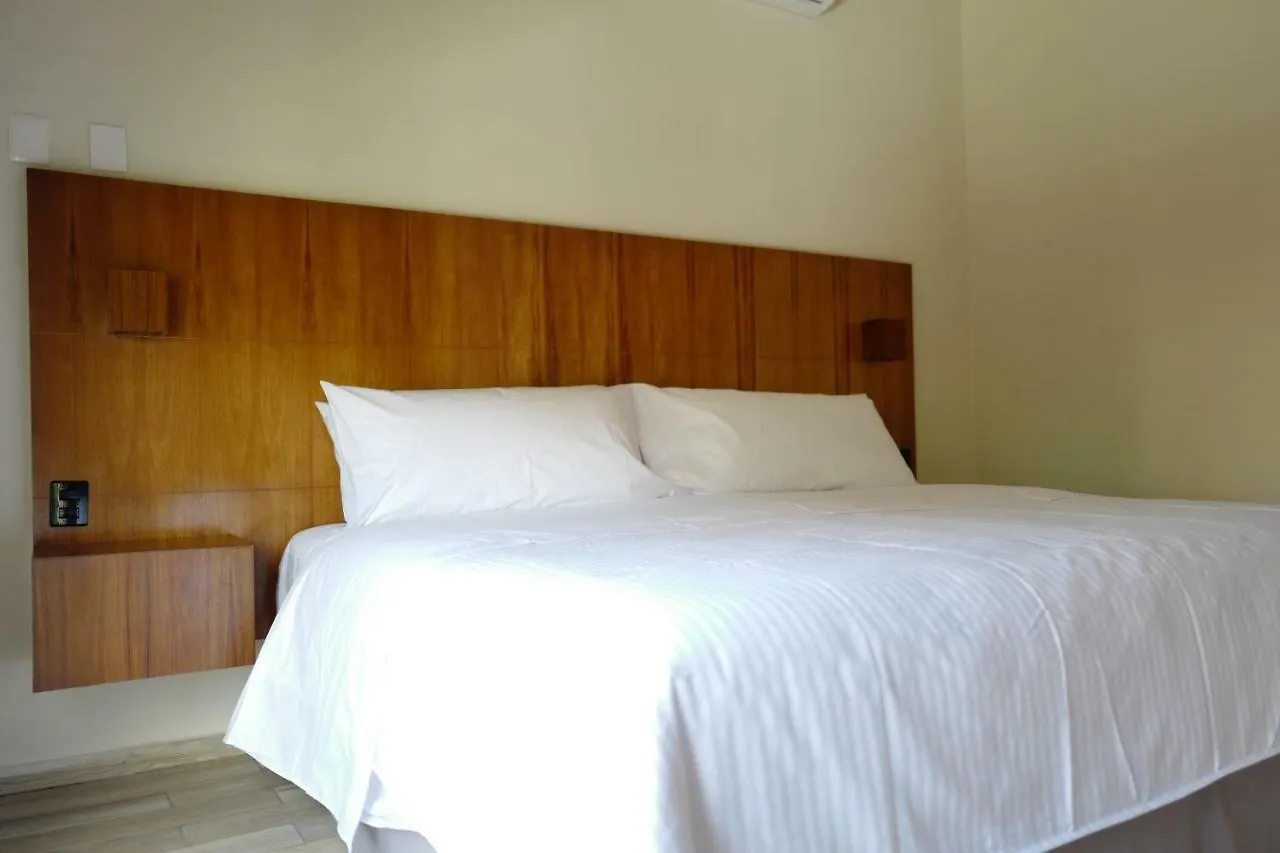 Villas La Ceiba Playa del Carmen 0*,